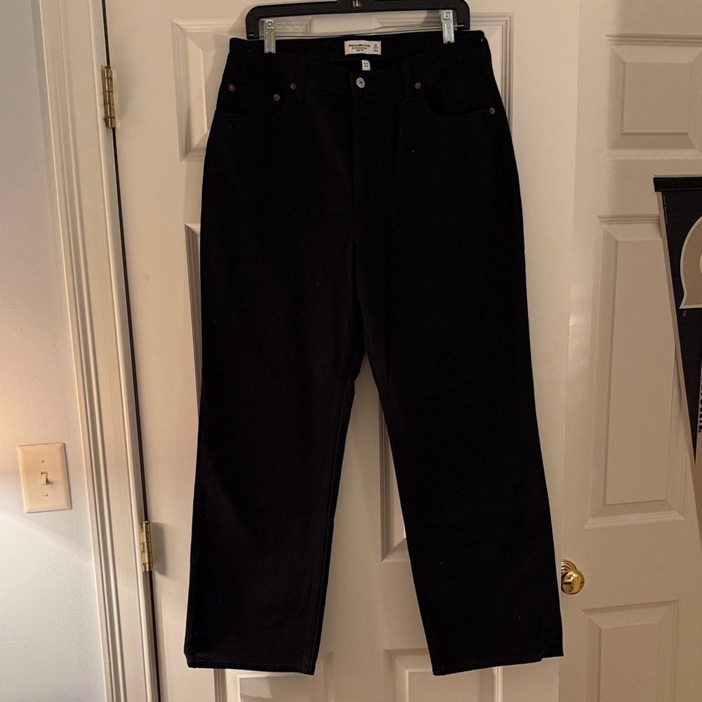 Abercrombie & Fitch 90s High Rise Relaxed Jean (Curve Love)